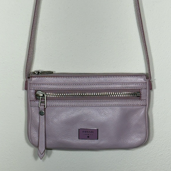 Fossil Dawson Lavender Pebbled Leather Crossbody Bag Top Zip Front Pocket - Picture 1 of 10